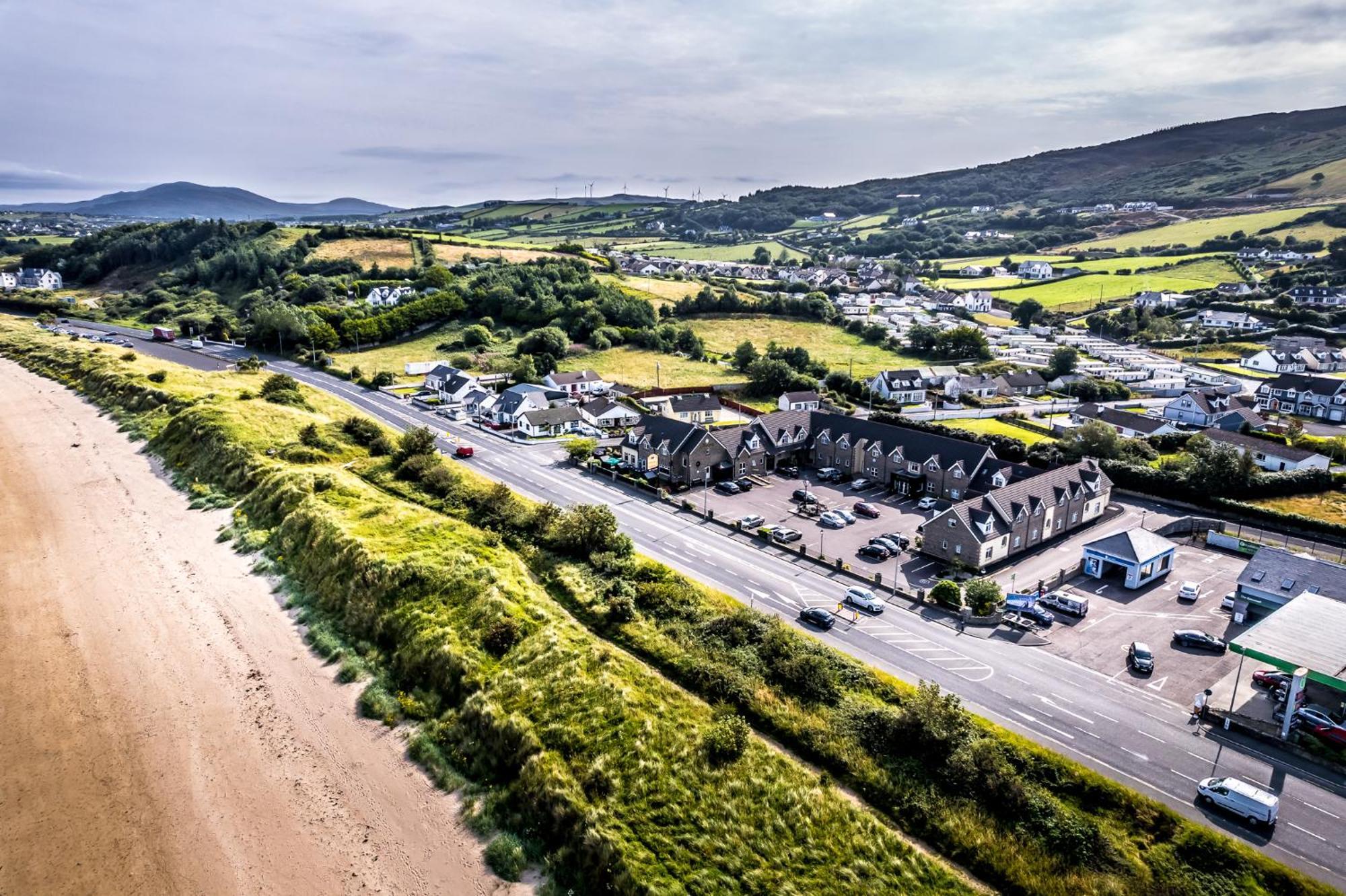 The Harbour Inn Buncrana Exterior foto
